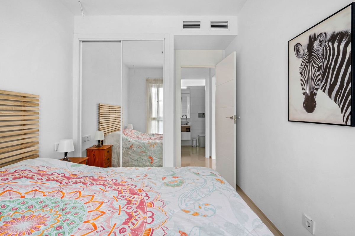 Se vende Apartamento Planta Baja de 2 dormitorios en Costa Blanca, Alicante, España