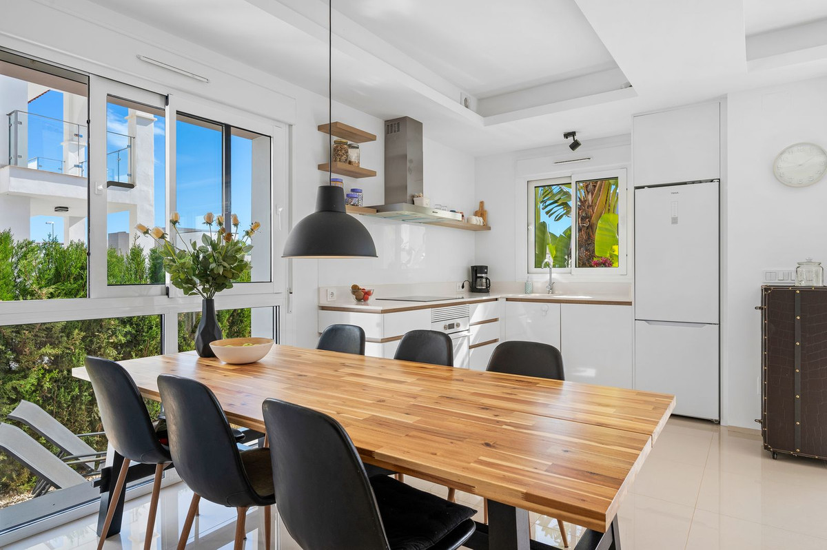 Se vende Apartamento Planta Baja de 2 dormitorios en Costa Blanca, Alicante, España