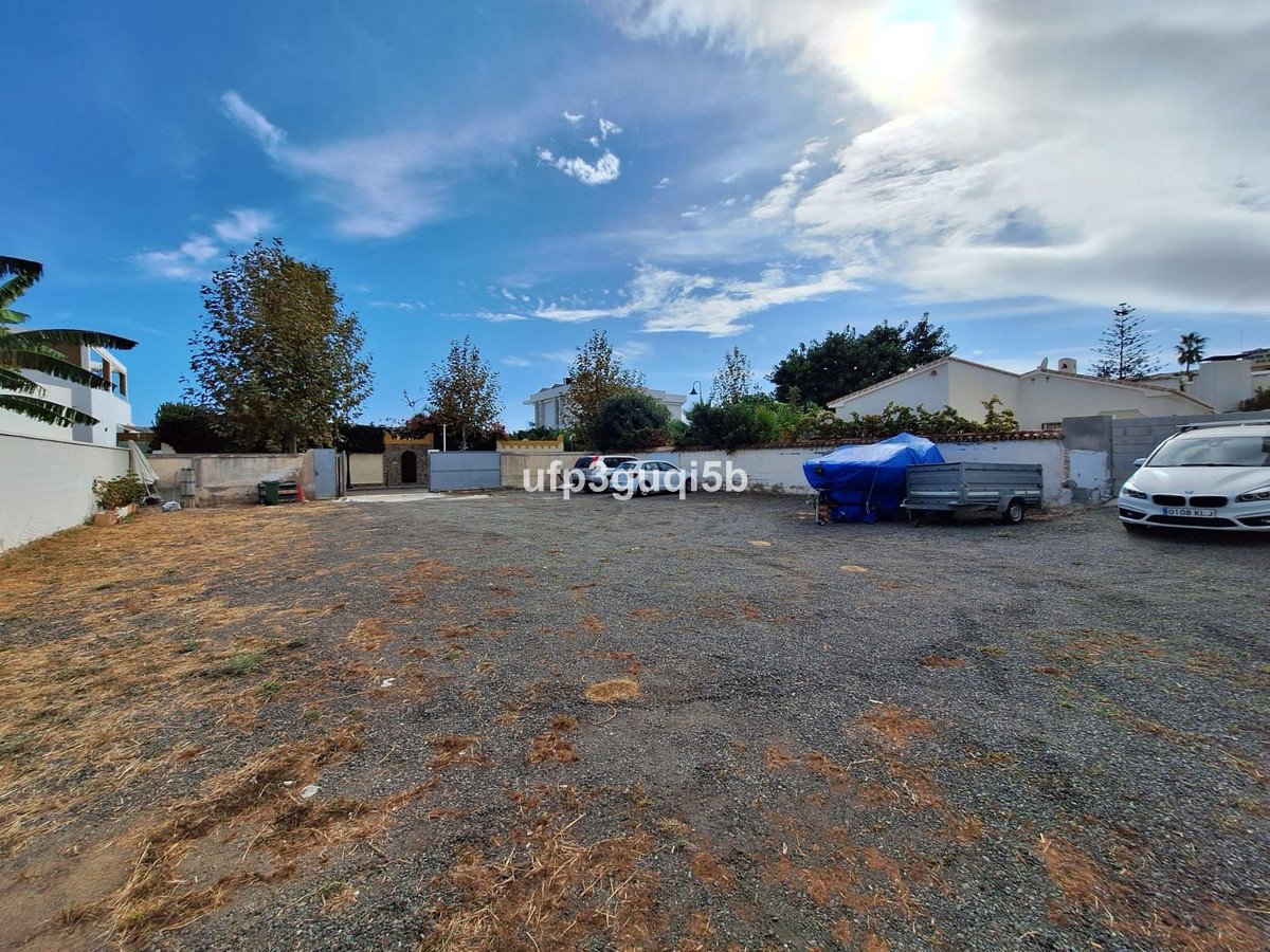 Se vende Terreno Urbano  en Costa Del Sol, Málaga, España