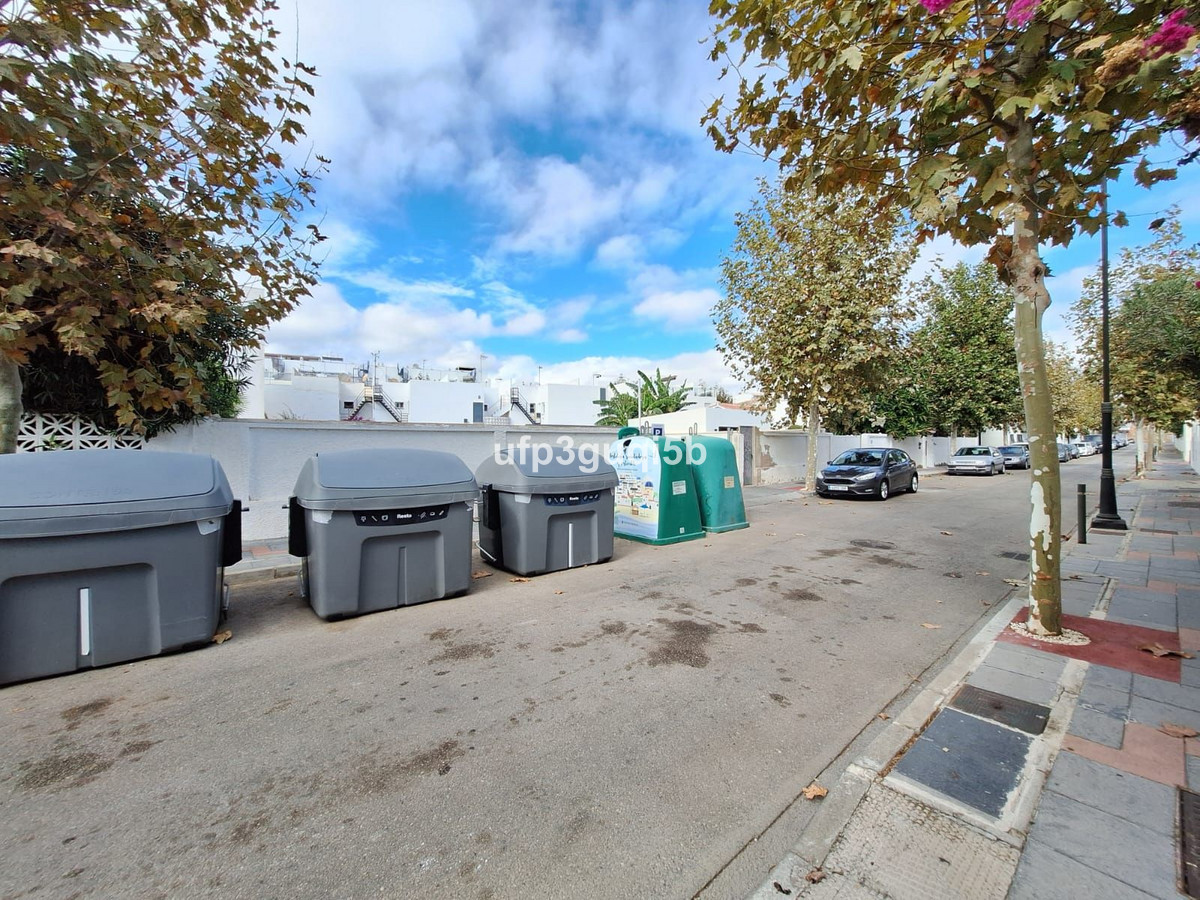 Se vende Terreno Urbano  en Costa Del Sol, Málaga, España