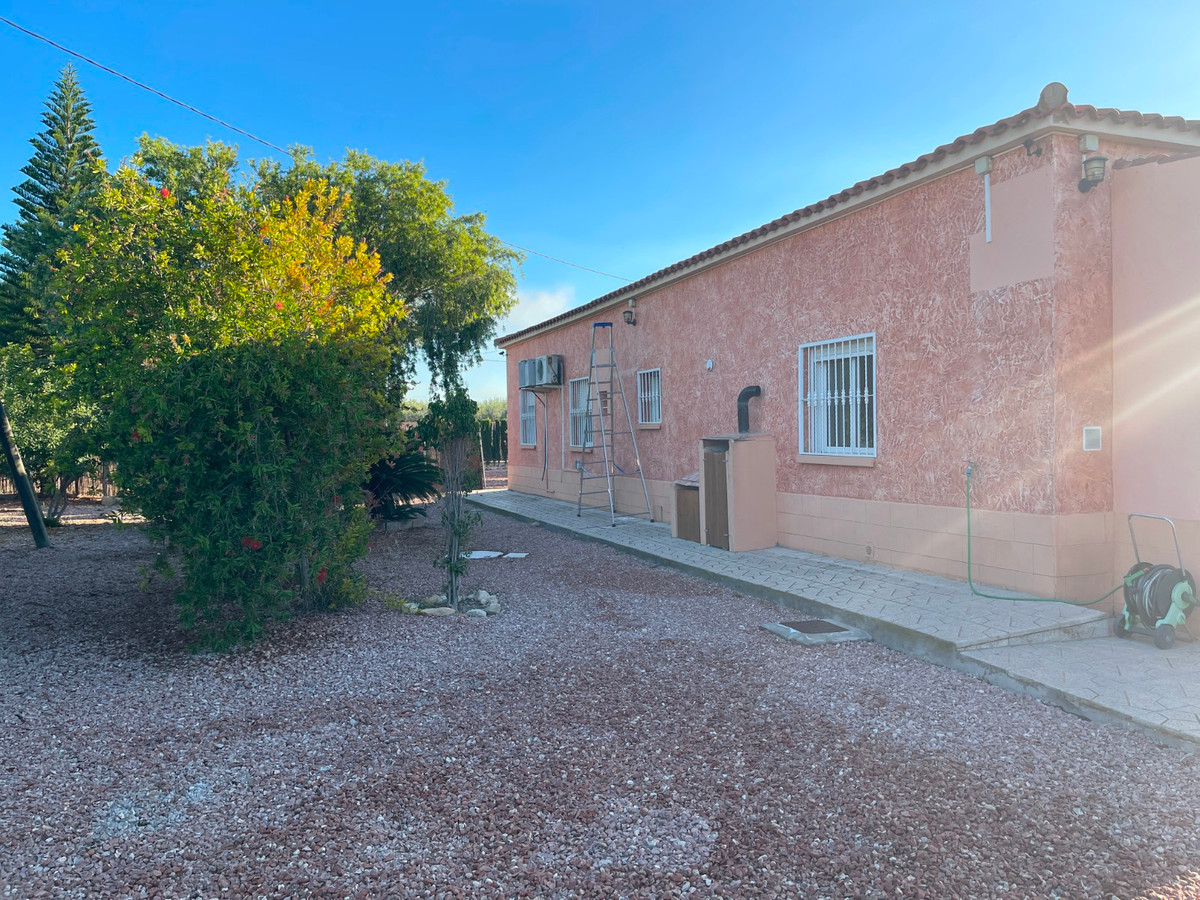 3 Bed Townhouse for sale in Crevillent Costa Blanca, Alicante, Spain