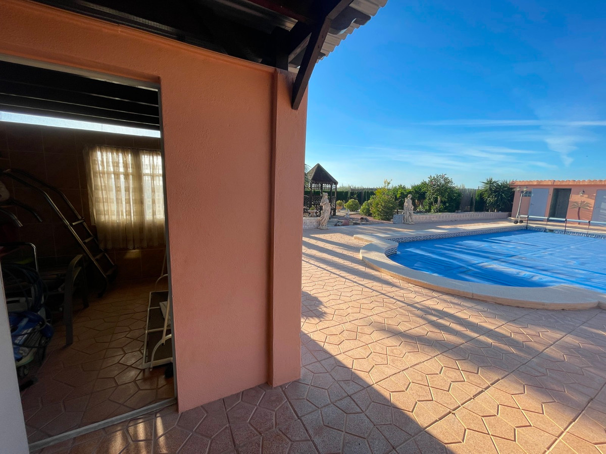 3 Bed Townhouse for sale in Crevillent Costa Blanca, Alicante, Spain