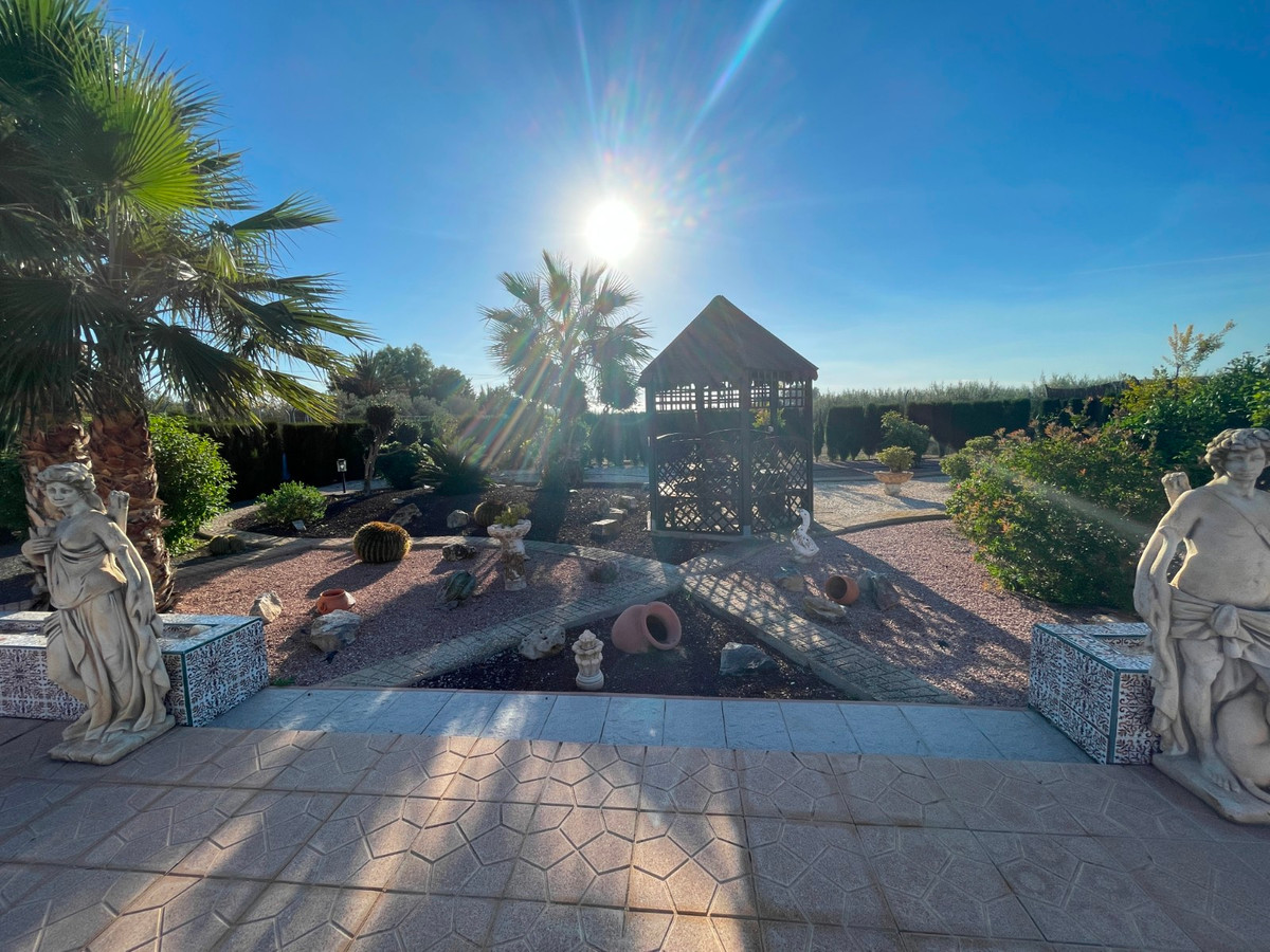 3 Bed Townhouse for sale in Crevillent Costa Blanca, Alicante, Spain