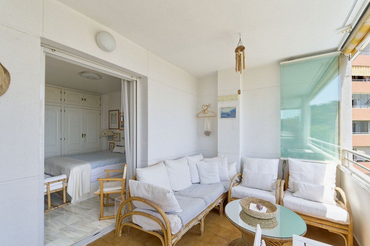 Se vende Apartamento Planta Media de 3 dormitorios en Costa Del Sol, Málaga, España