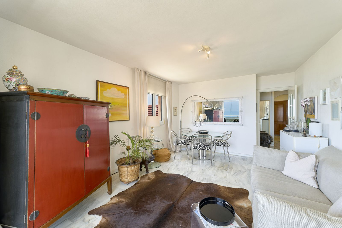 Se vende Apartamento Planta Media de 3 dormitorios en Costa Del Sol, Málaga, España