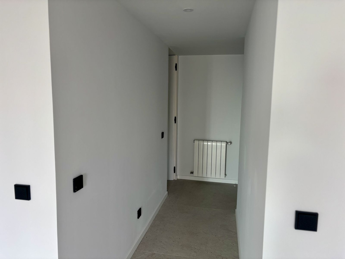 3 Bed Apartment for sale in Marbella Costa Del Sol, Málaga, Spain