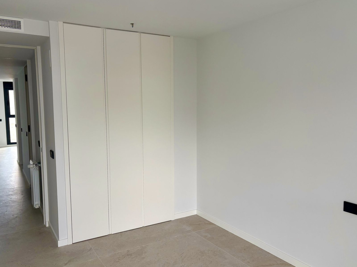 3 Bed Apartment for sale in Marbella Costa Del Sol, Málaga, Spain