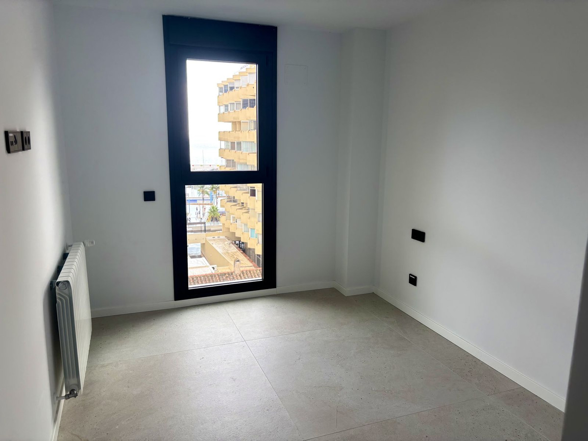 3 Bed Apartment for sale in Marbella Costa Del Sol, Málaga, Spain