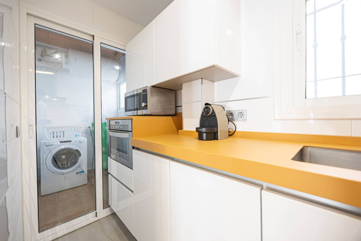 2 Bed Apartment for sale in Nerja Costa Del Sol East, Málaga, Spain