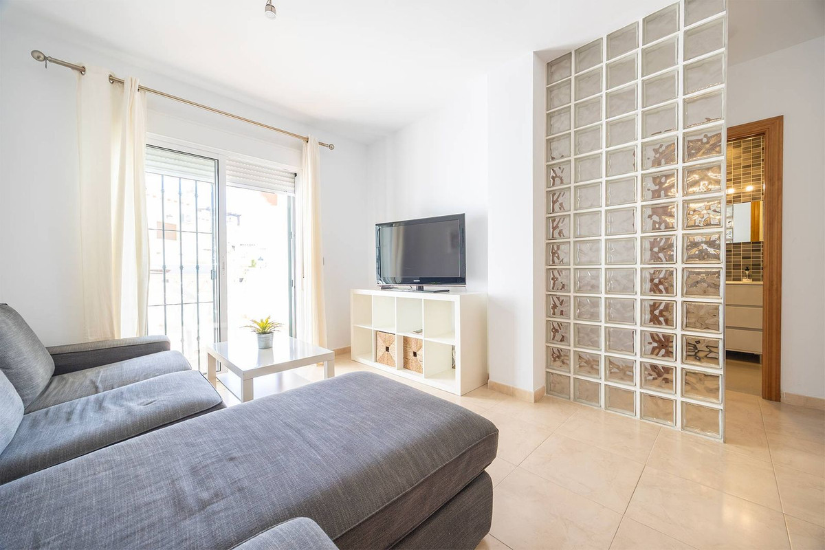 2 Bed Apartment for sale in Nerja Costa Del Sol East, Málaga, Spain