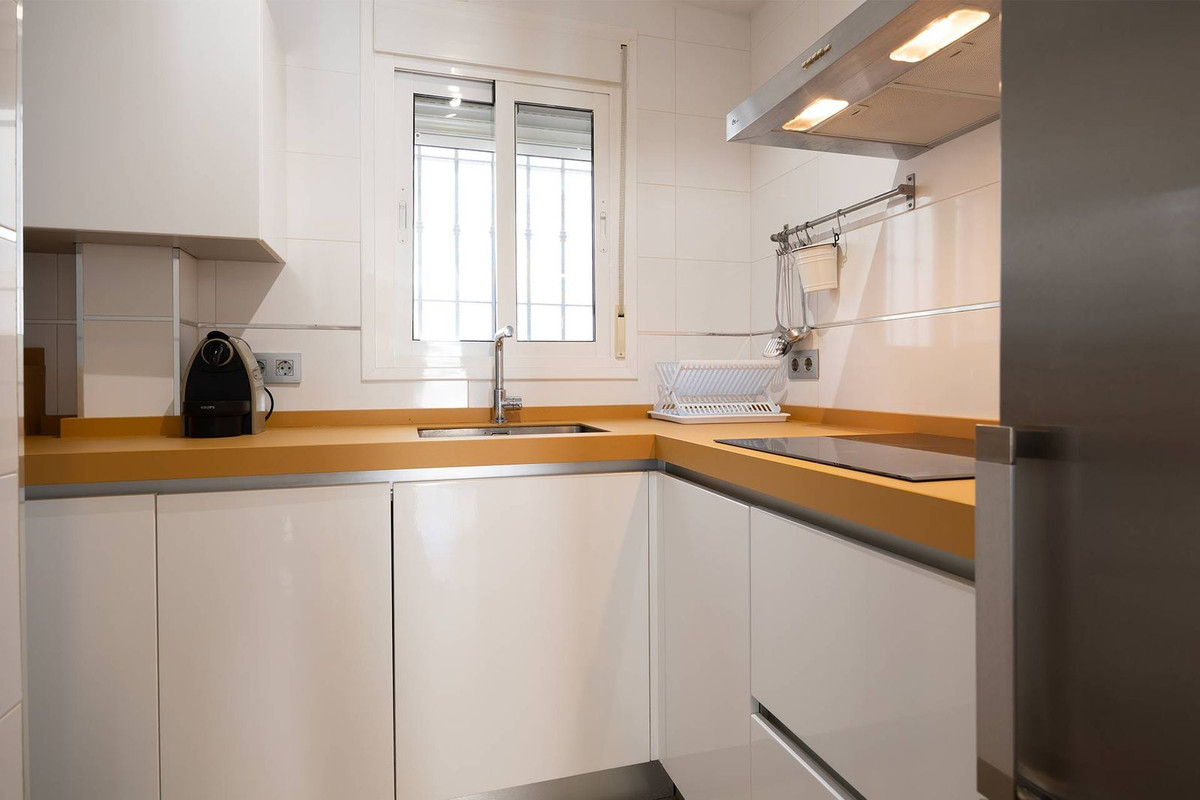 2 Bed Apartment for sale in Nerja Costa Del Sol East, Málaga, Spain
