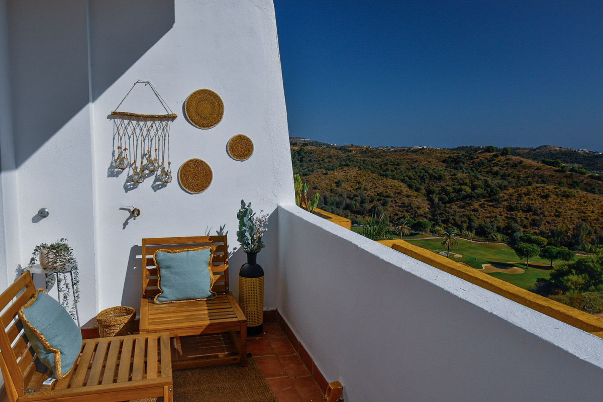 Se vende Apartamento Planta Media de 2 dormitorios en Costa Del Sol, Málaga, España
