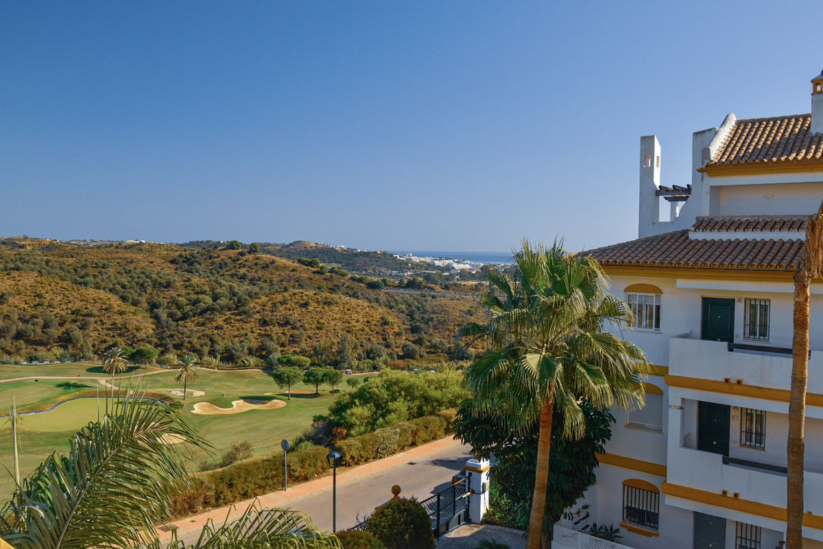 Se vende Apartamento Planta Media de 2 dormitorios en Costa Del Sol, Málaga, España