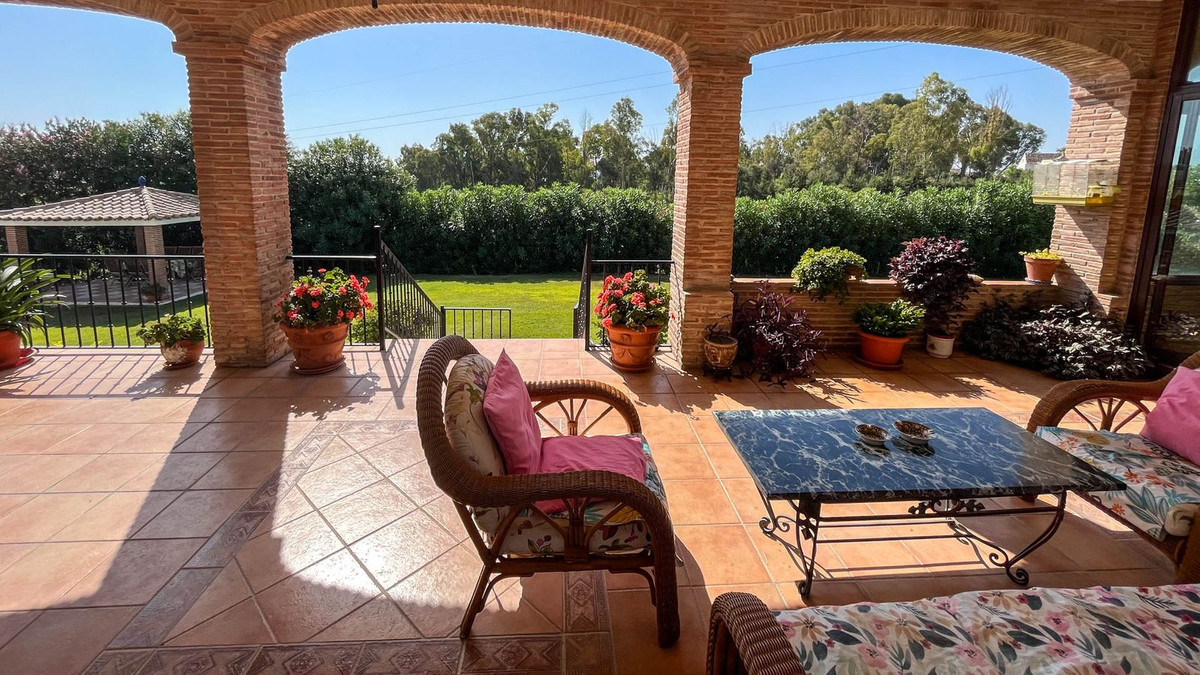 3 Bed Townhouse for sale in Estepona Costa Del Sol, Málaga, Spain