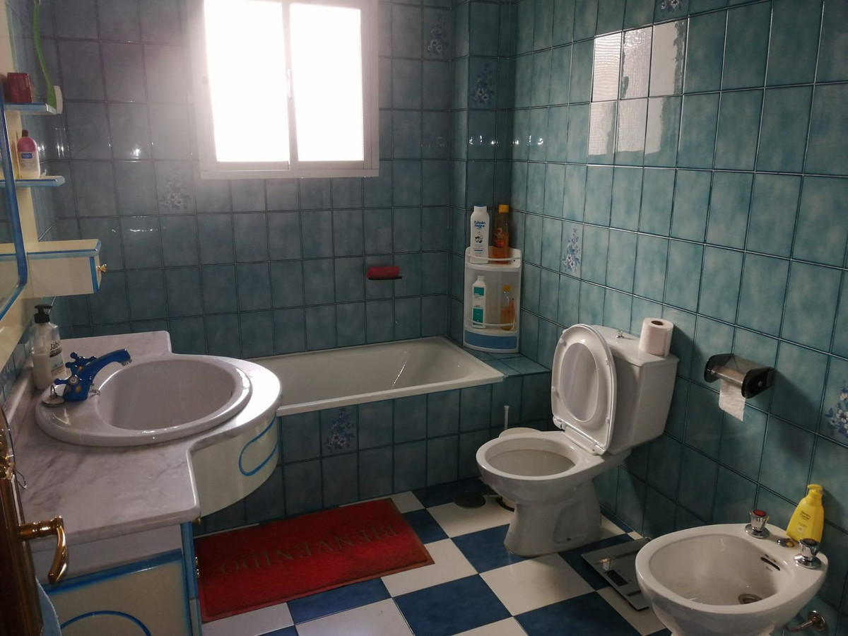 5 Bed Townhouse for sale in Alhaurín El Grande Costa Del Sol, Málaga, Spain