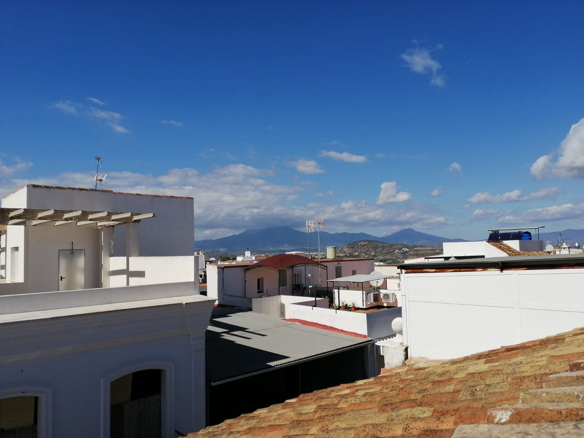 5 Bed Townhouse for sale in Alhaurín El Grande Costa Del Sol, Málaga, Spain