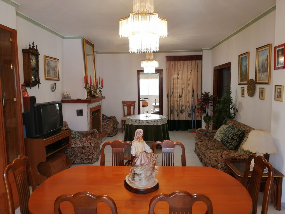 5 Bed Townhouse for sale in Alhaurín El Grande Costa Del Sol, Málaga, Spain
