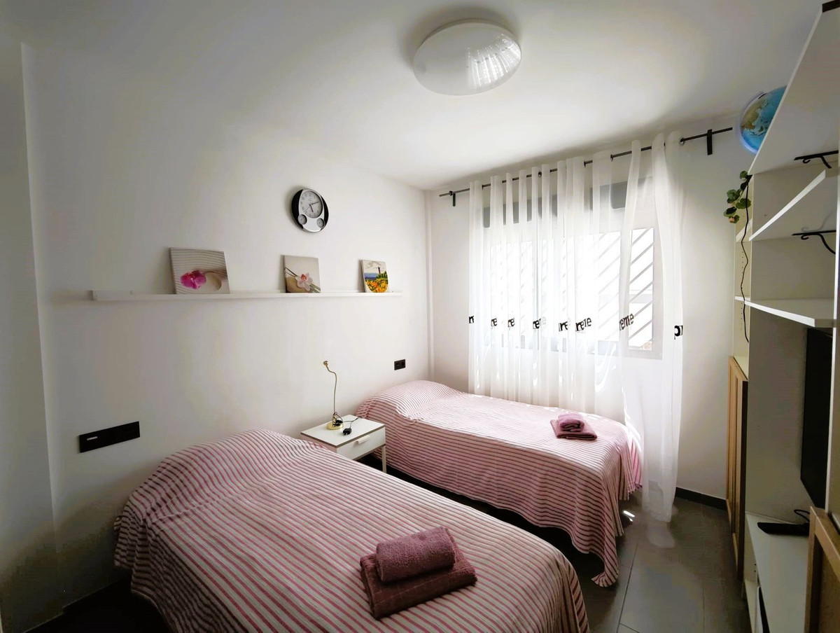 Se vende Apartamento Planta Baja de 2 dormitorios en Costa Blanca, Alicante, España