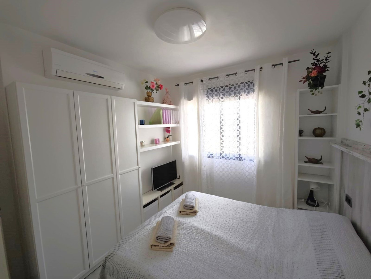 Se vende Apartamento Planta Baja de 2 dormitorios en Costa Blanca, Alicante, España