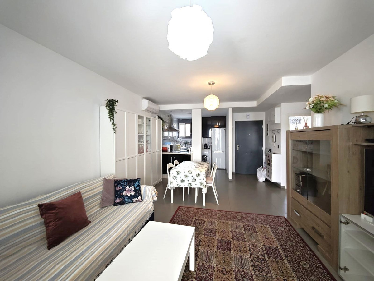 Se vende Apartamento Planta Baja de 2 dormitorios en Costa Blanca, Alicante, España