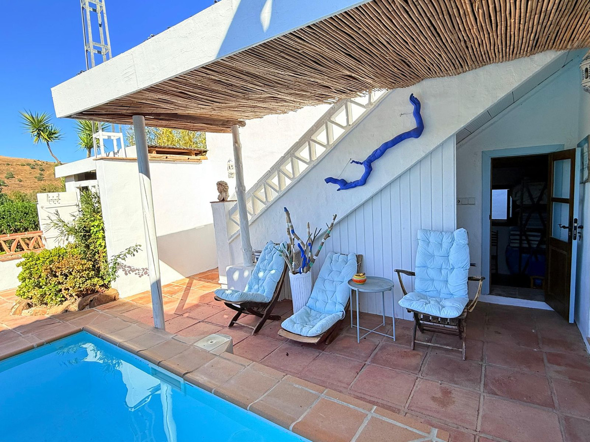 5 Bed Townhouse for sale in Coín Costa Del Sol, Málaga, Spain