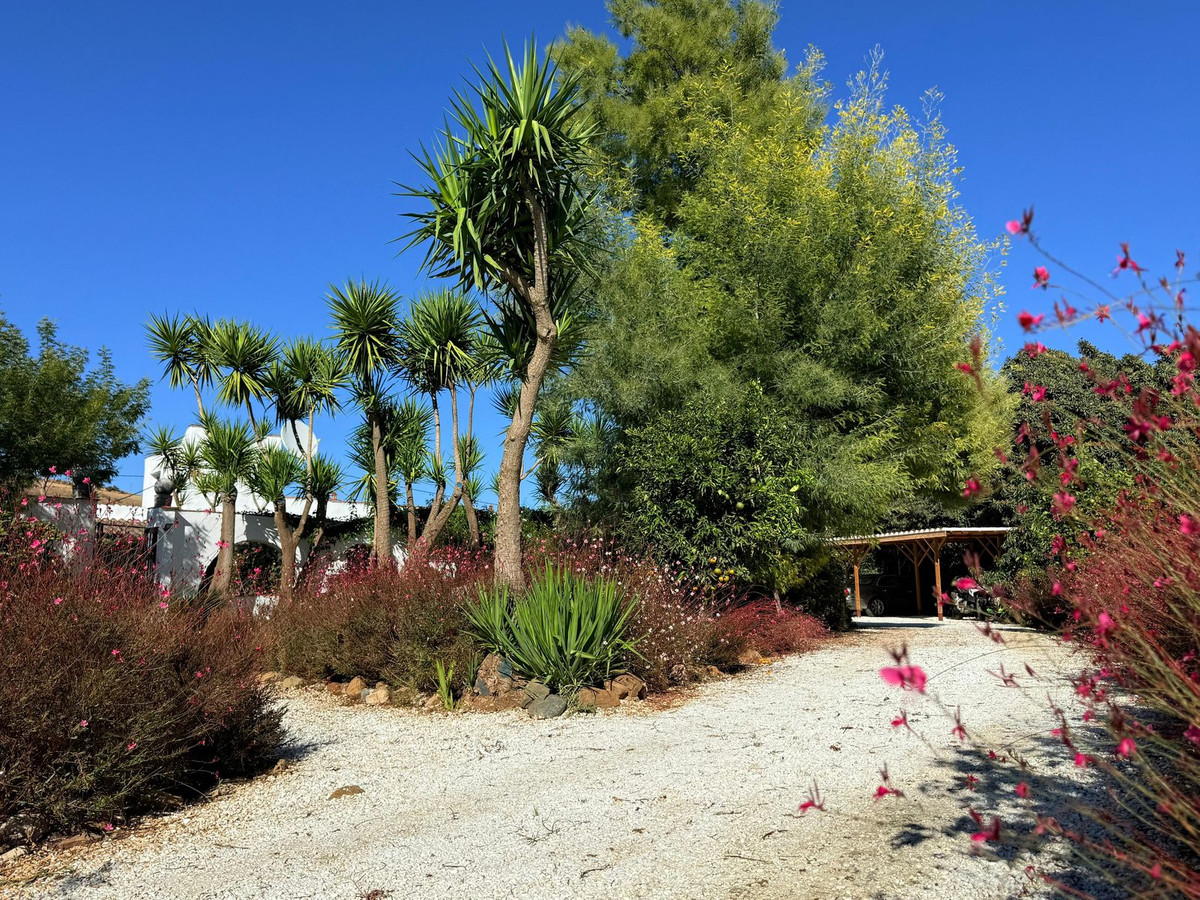 5 Bed Townhouse for sale in Coín Costa Del Sol, Málaga, Spain
