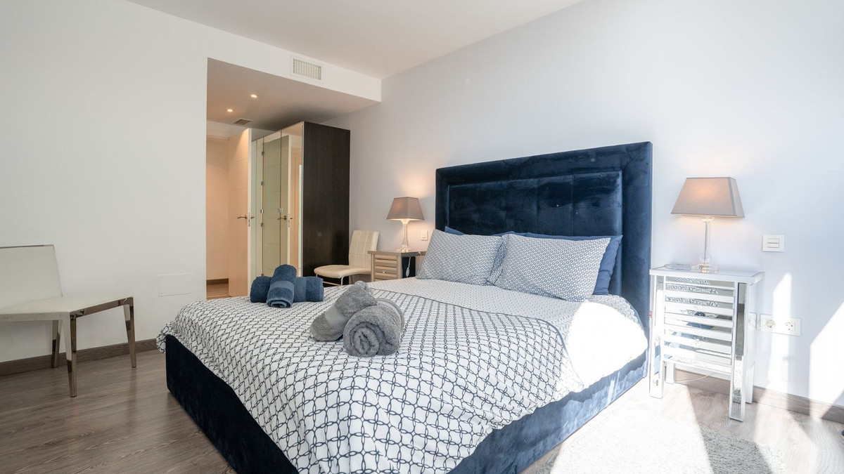 3 Bed Apartment for sale in Marbella Costa Del Sol, Málaga, Spain