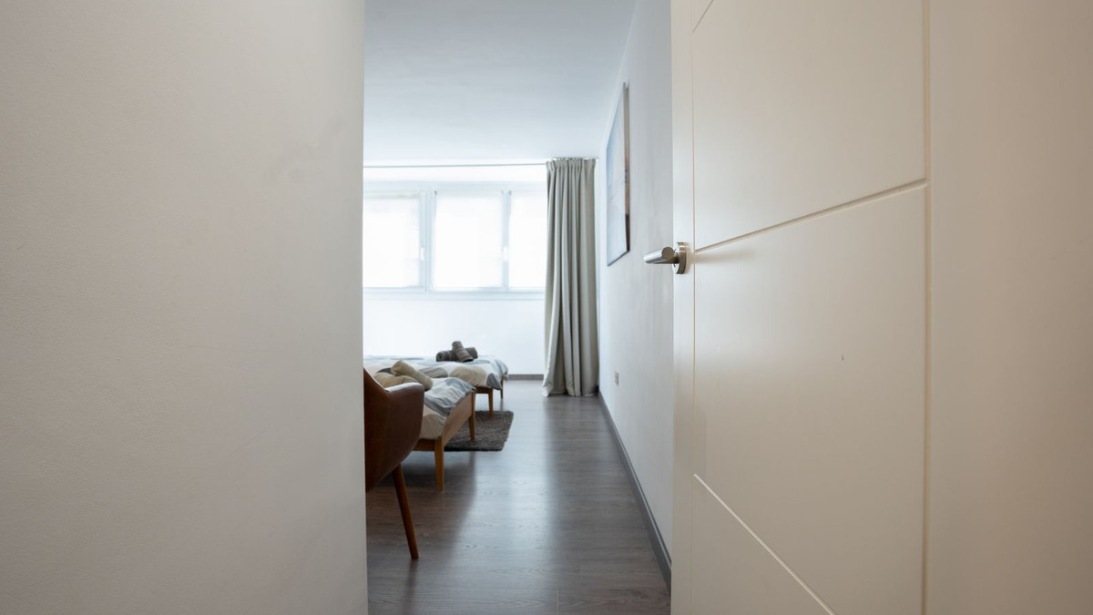 3 Bed Apartment for sale in Marbella Costa Del Sol, Málaga, Spain
