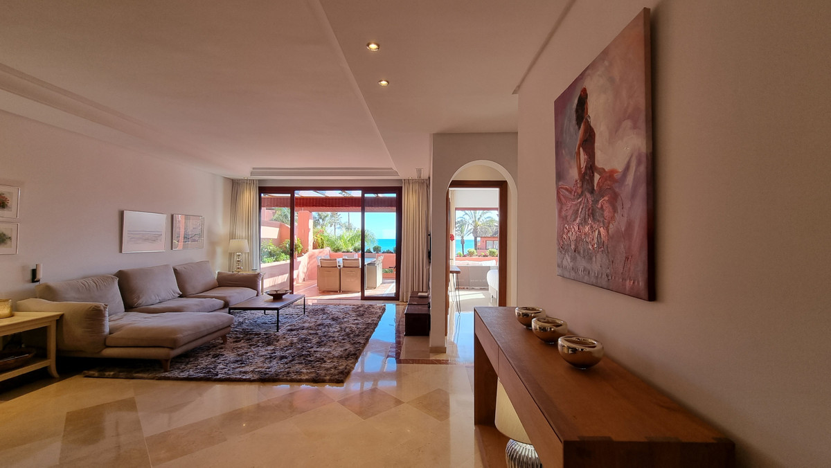 2 Bed Apartment for sale in Estepona Costa Del Sol, Málaga, Spain