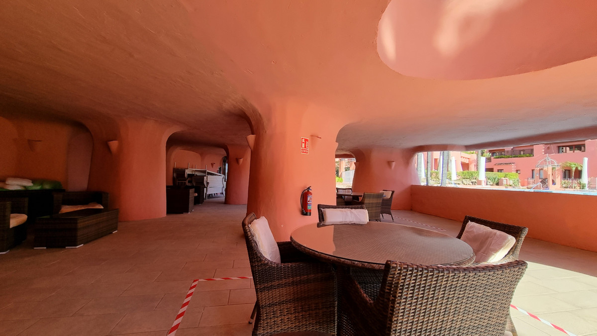 2 Bed Apartment for sale in Estepona Costa Del Sol, Málaga, Spain