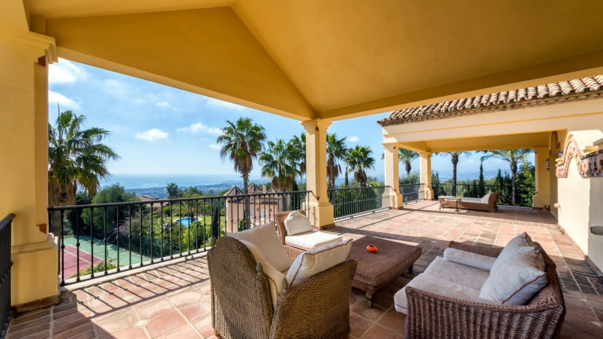 Se vende Villa - Chalet de 6 dormitorios en Costa Del Sol, Málaga, España