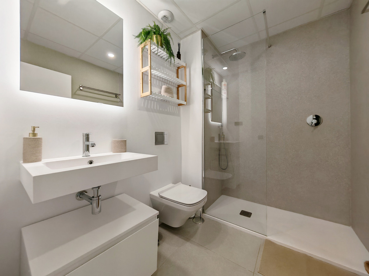3 Bed Apartment for sale in Altos De Los Monteros Costa Del Sol, Málaga, Spain