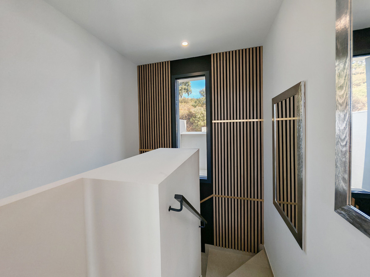 3 Bed Apartment for sale in Altos De Los Monteros Costa Del Sol, Málaga, Spain