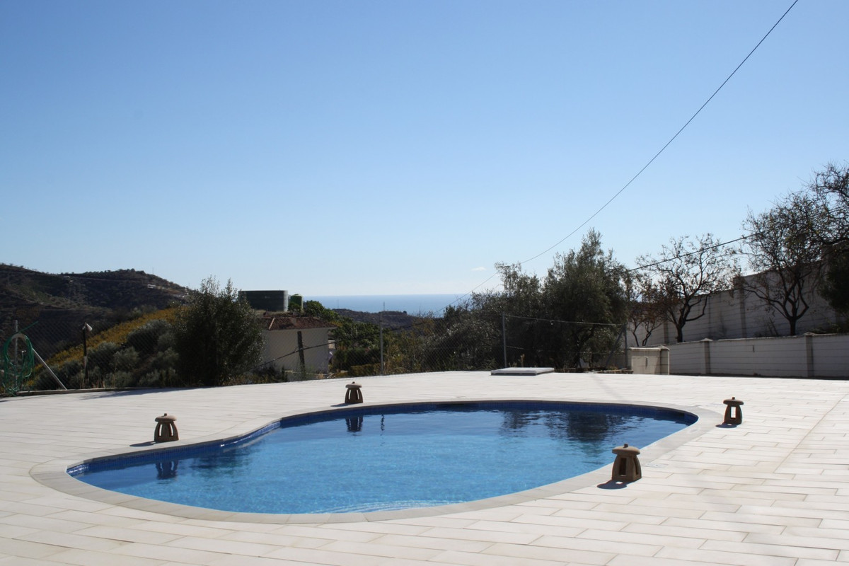 Se vende Villa - Chalet de 4 dormitorios en Costa Del Sol East, Málaga, España