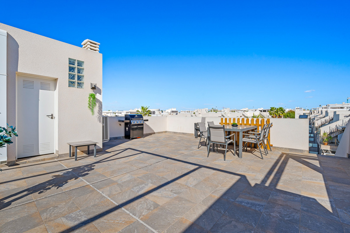 2 Bed Townhouse for sale in Torrevieja Costa Blanca, Alicante, Spain