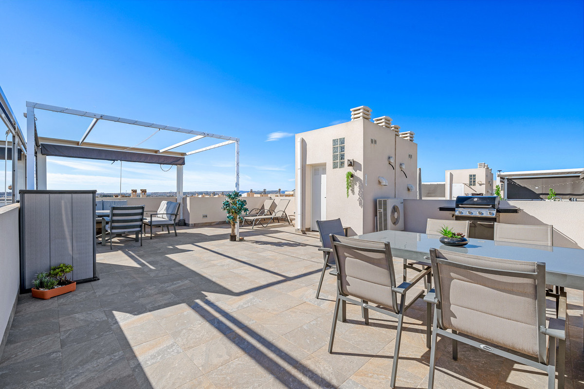 2 Bed Townhouse for sale in Torrevieja Costa Blanca, Alicante, Spain