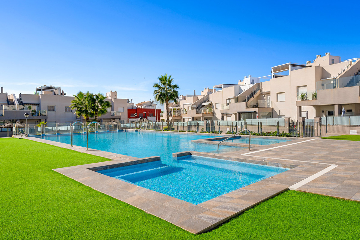 2 Bed Townhouse for sale in Torrevieja Costa Blanca, Alicante, Spain