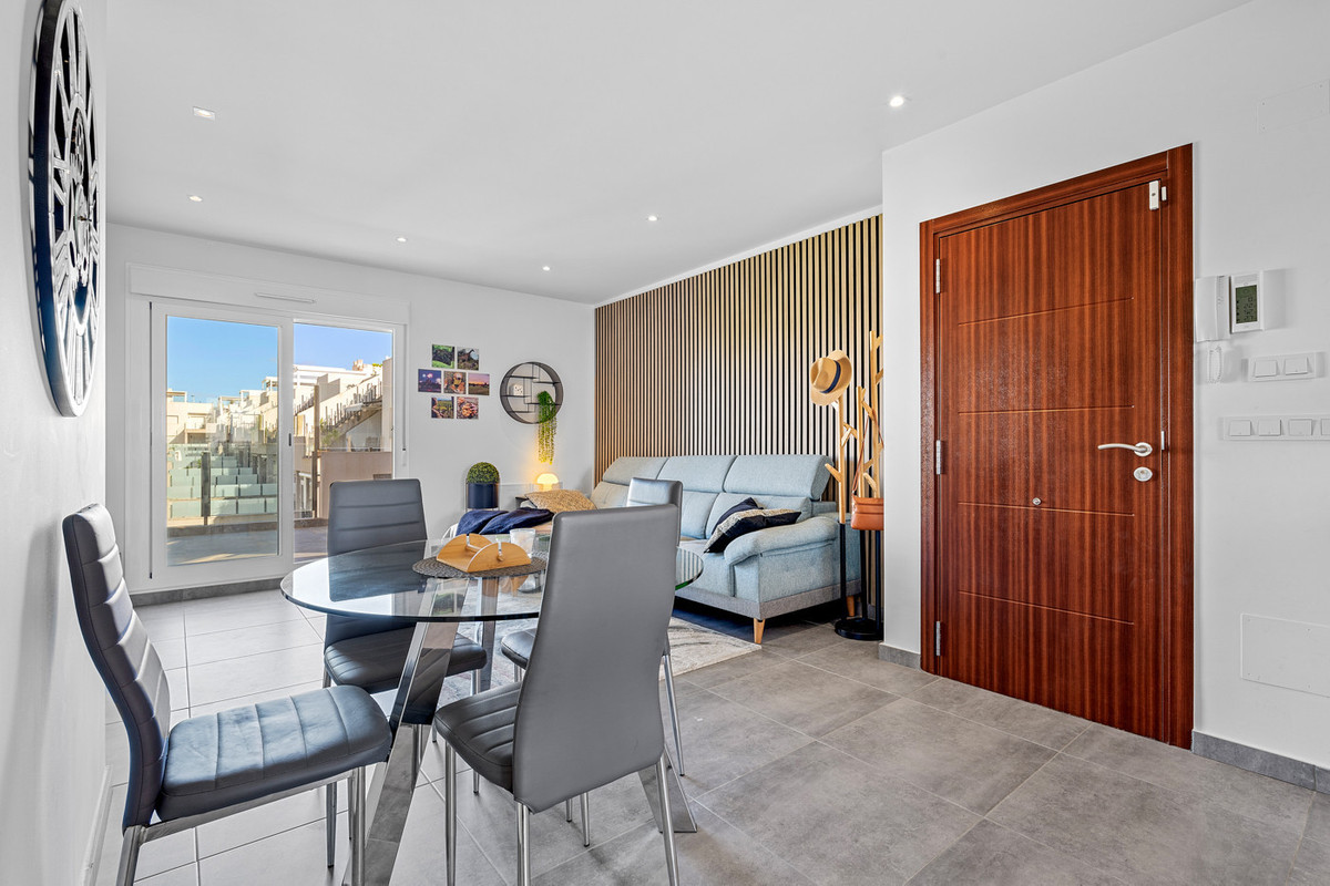 2 Bed Townhouse for sale in Torrevieja Costa Blanca, Alicante, Spain