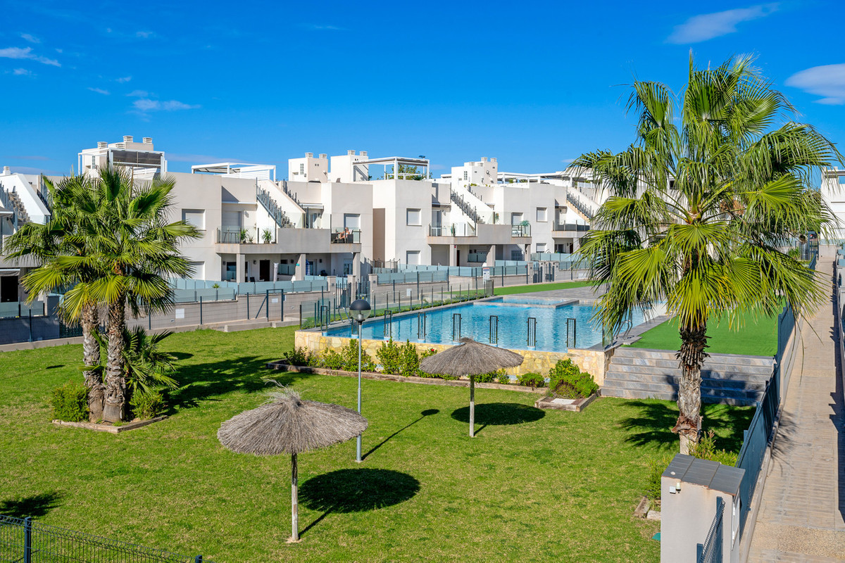 2 Bed Townhouse for sale in Torrevieja Costa Blanca, Alicante, Spain