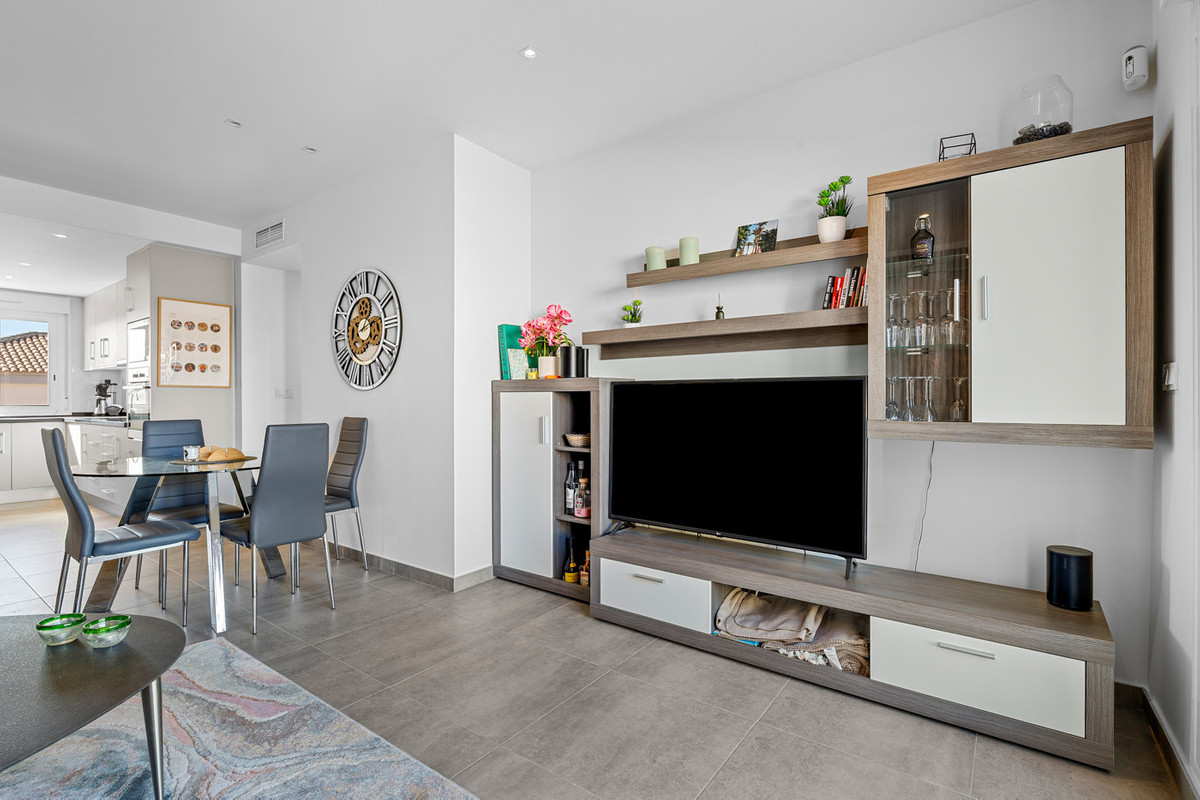 2 Bed Townhouse for sale in Torrevieja Costa Blanca, Alicante, Spain