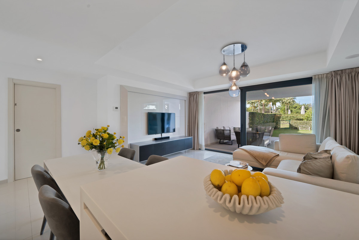 3 Bed Apartment for sale in Estepona Costa Del Sol, Málaga, Spain