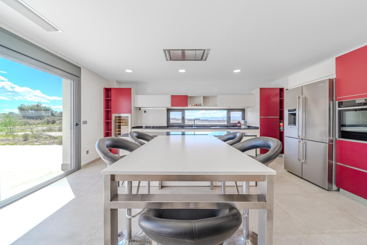 5 Bed Townhouse for sale in La Marina Costa Blanca, Alicante, Spain