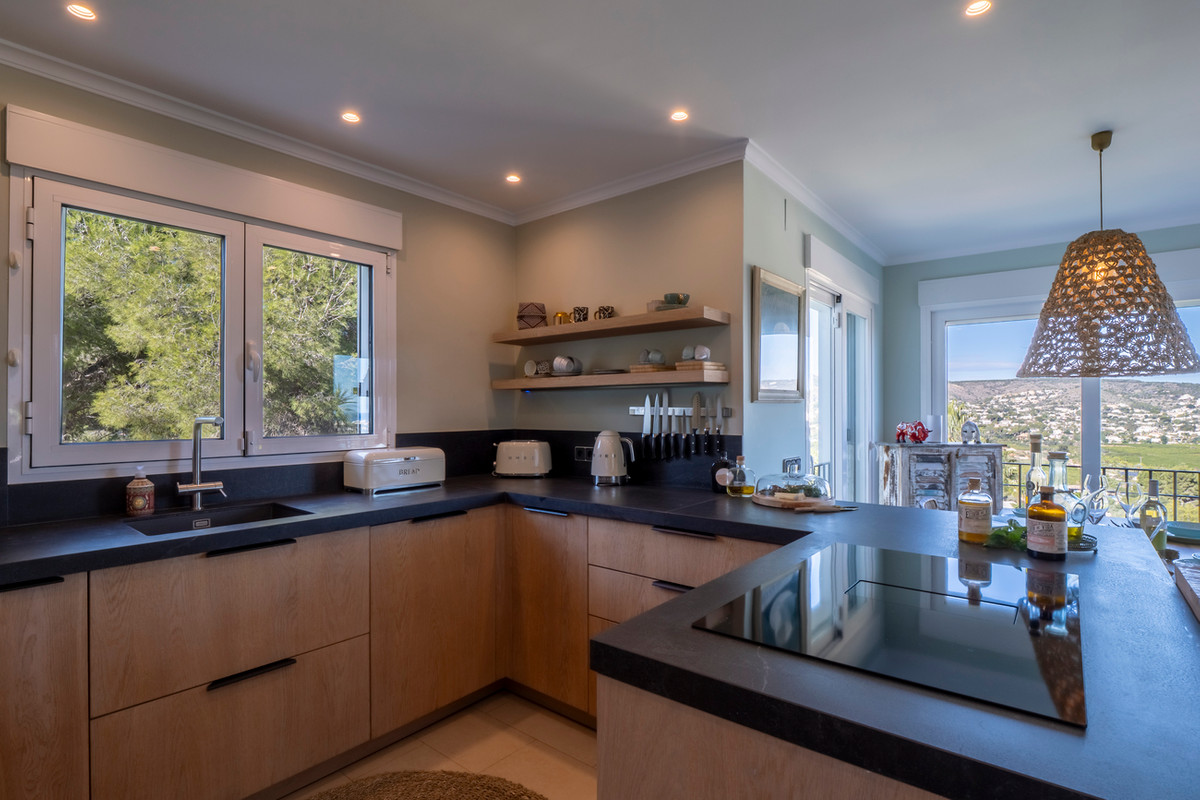 4 Bed Townhouse for sale in Javea Costa Blanca, Alicante, Spain