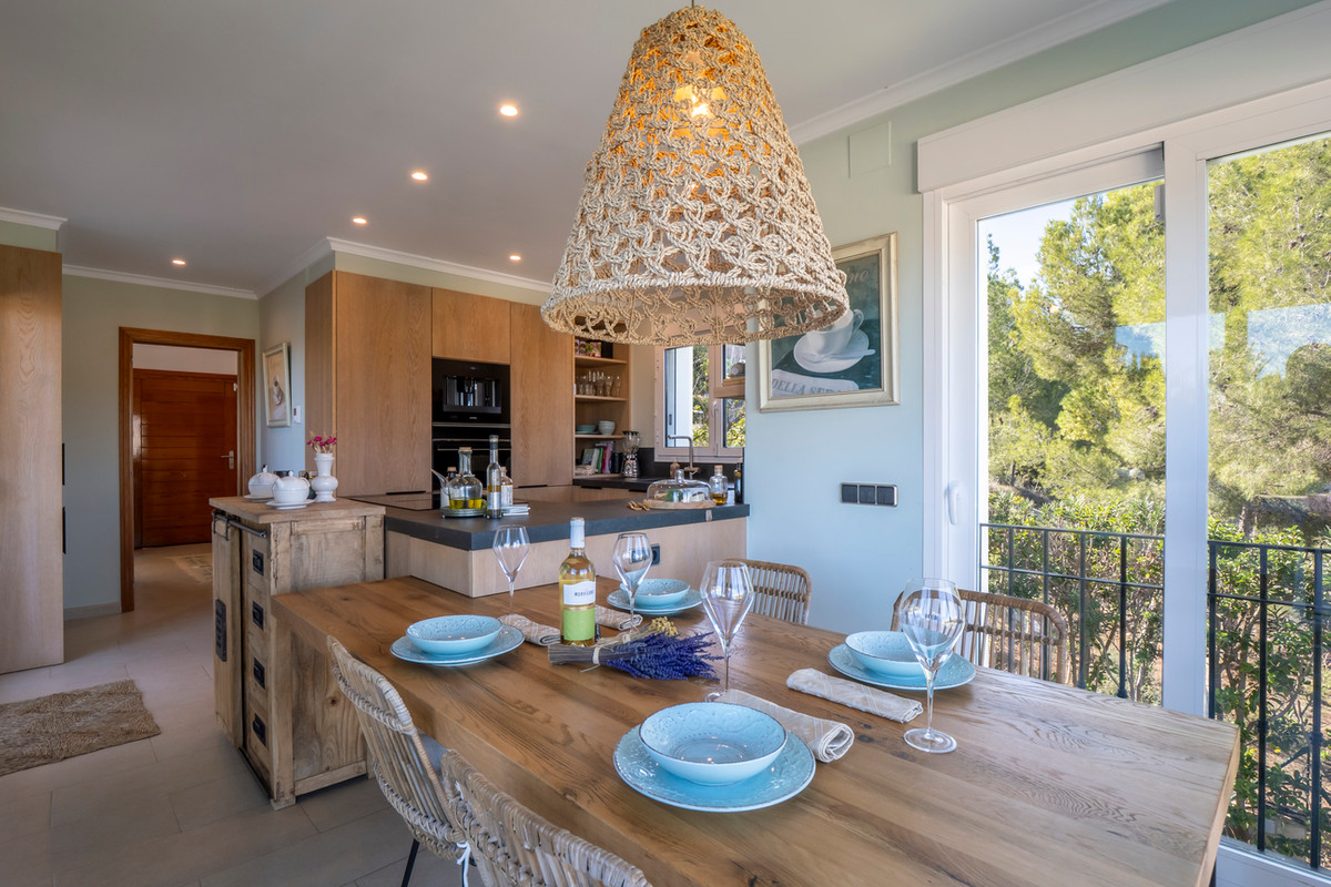 4 Bed Townhouse for sale in Javea Costa Blanca, Alicante, Spain