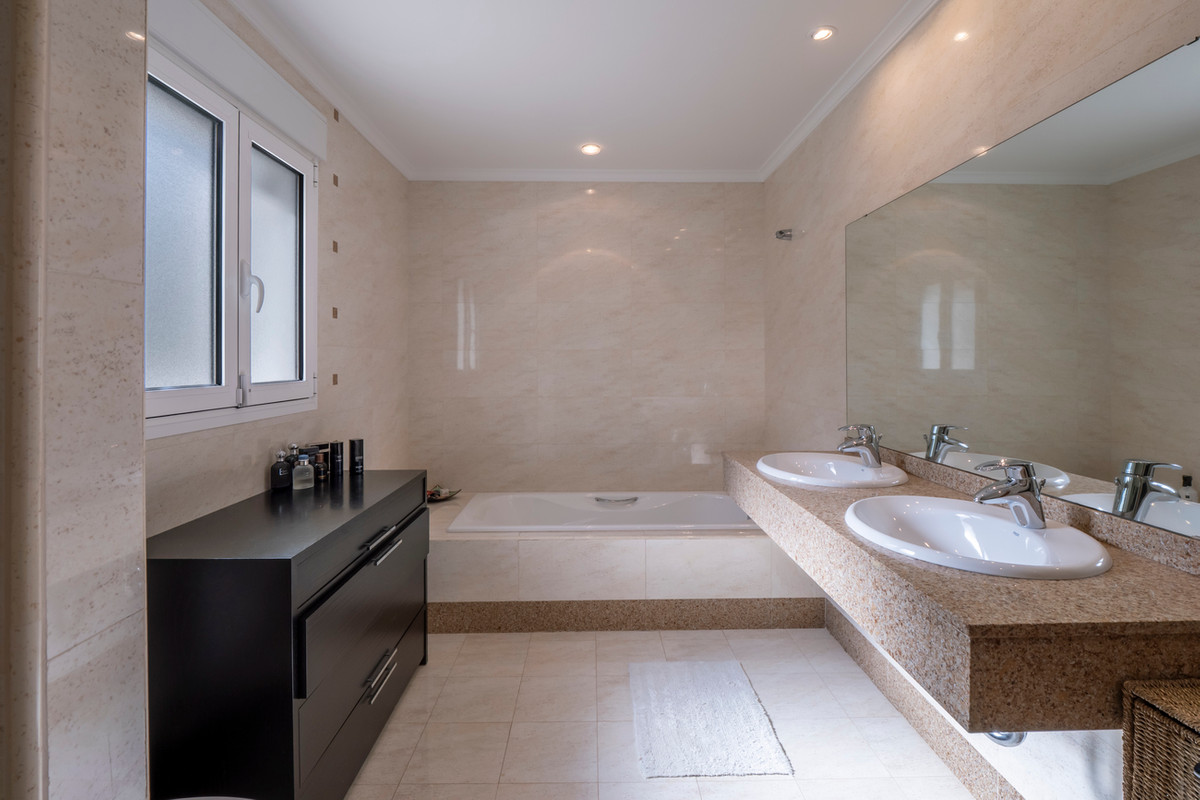 4 Bed Townhouse for sale in Javea Costa Blanca, Alicante, Spain