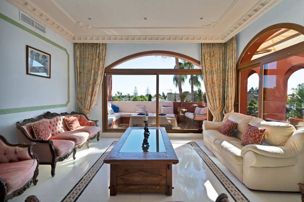 5 Bed Apartment for sale in Guadalmina Baja Costa Del Sol, Málaga, Spain