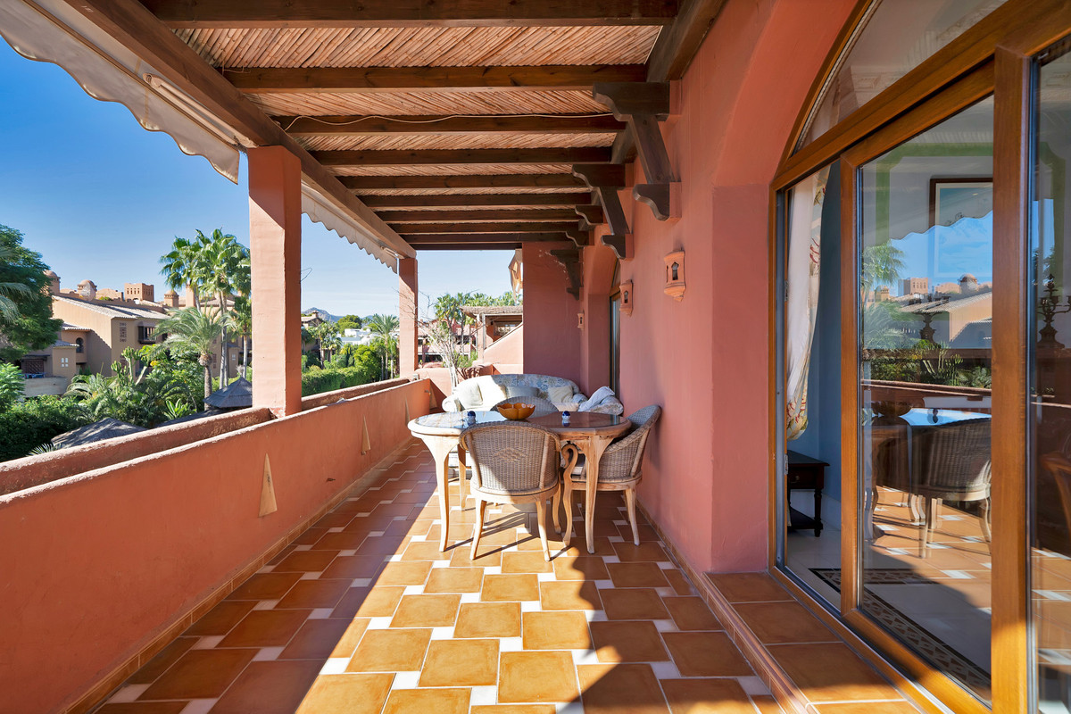 5 Bed Apartment for sale in Guadalmina Baja Costa Del Sol, Málaga, Spain