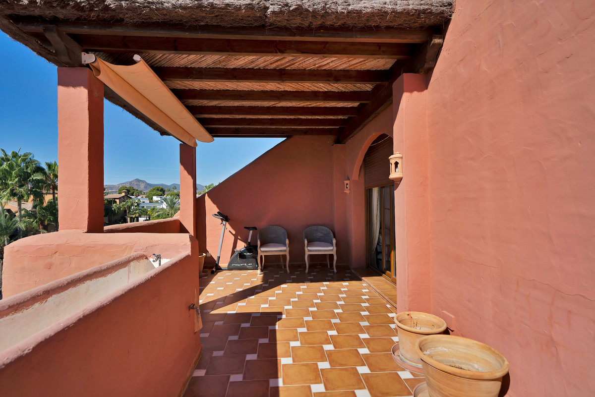5 Bed Apartment for sale in Guadalmina Baja Costa Del Sol, Málaga, Spain