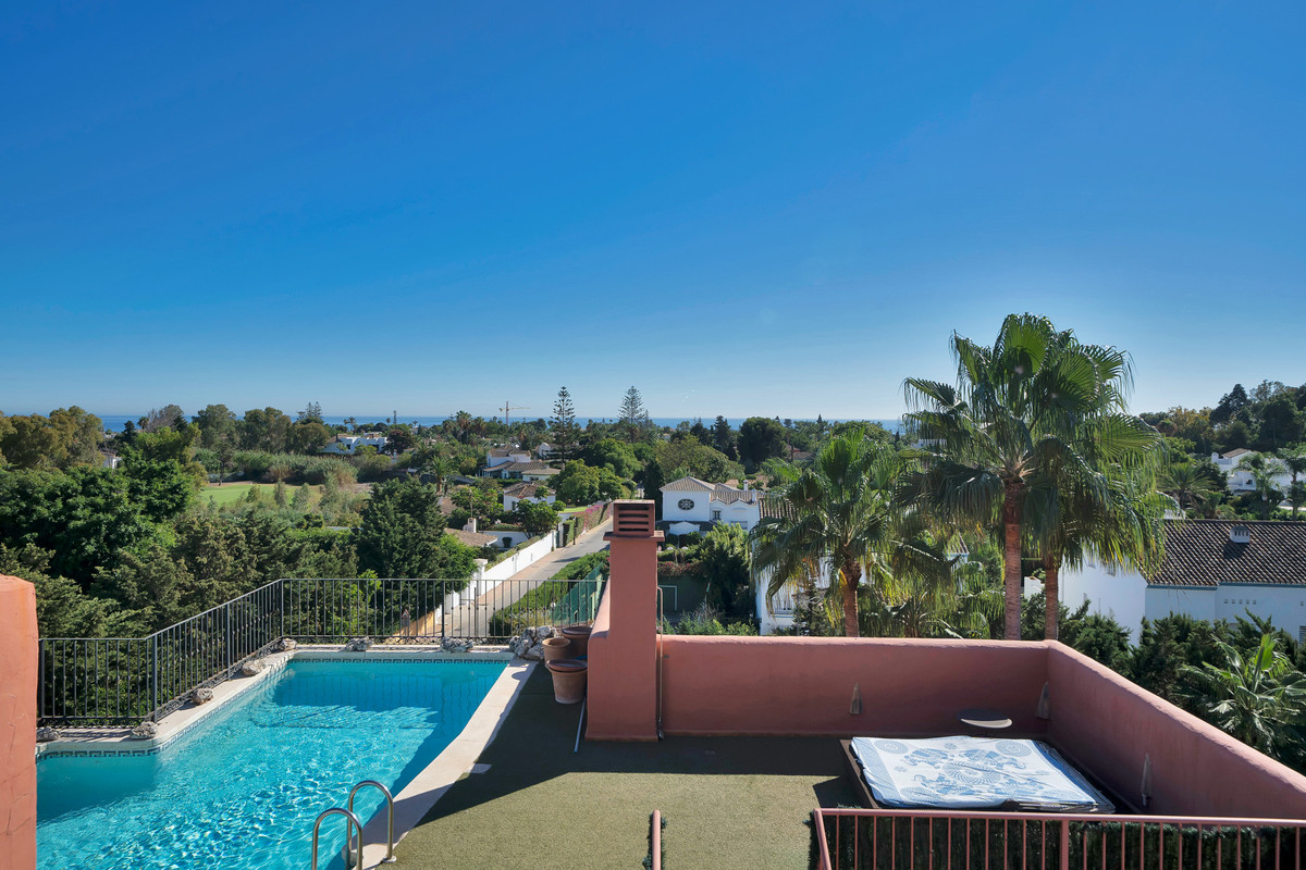 5 Bed Apartment for sale in Guadalmina Baja Costa Del Sol, Málaga, Spain