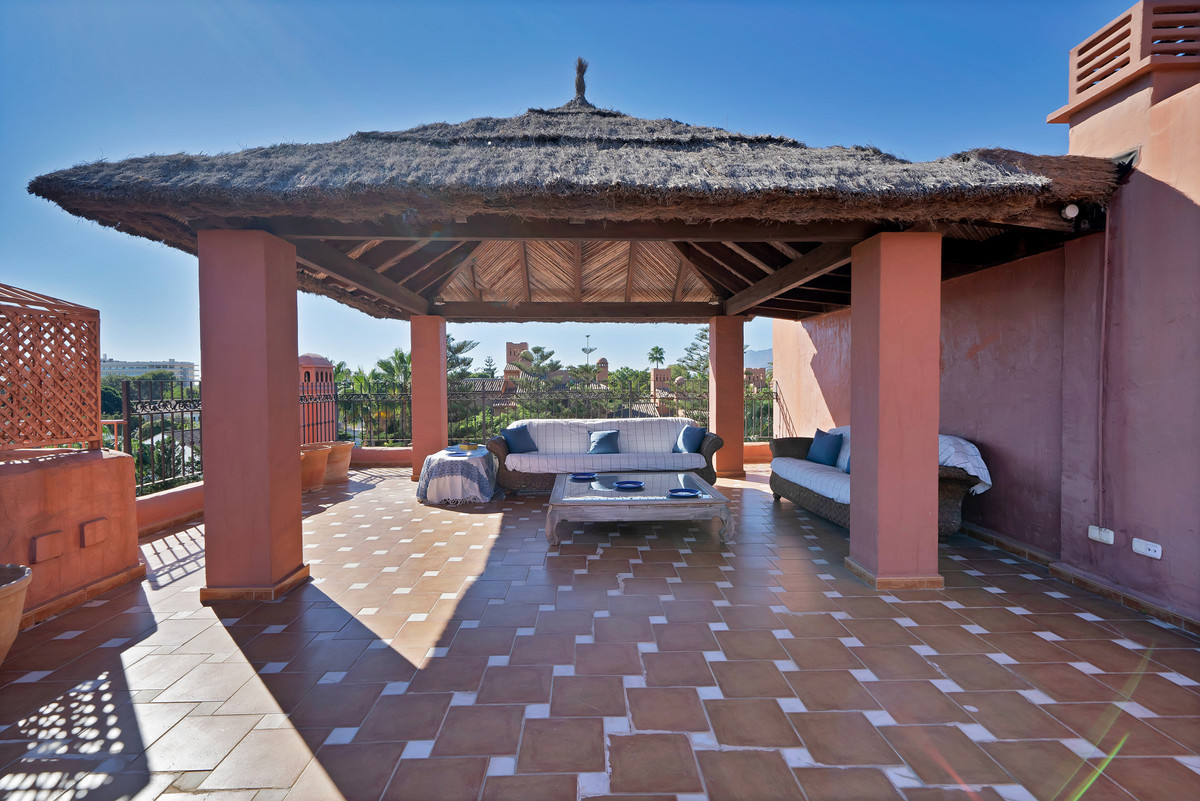 5 Bed Apartment for sale in Guadalmina Baja Costa Del Sol, Málaga, Spain